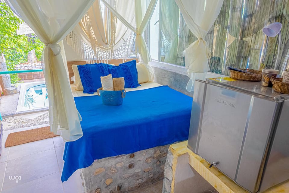 Property building, Photo of the whole room, Bedroom