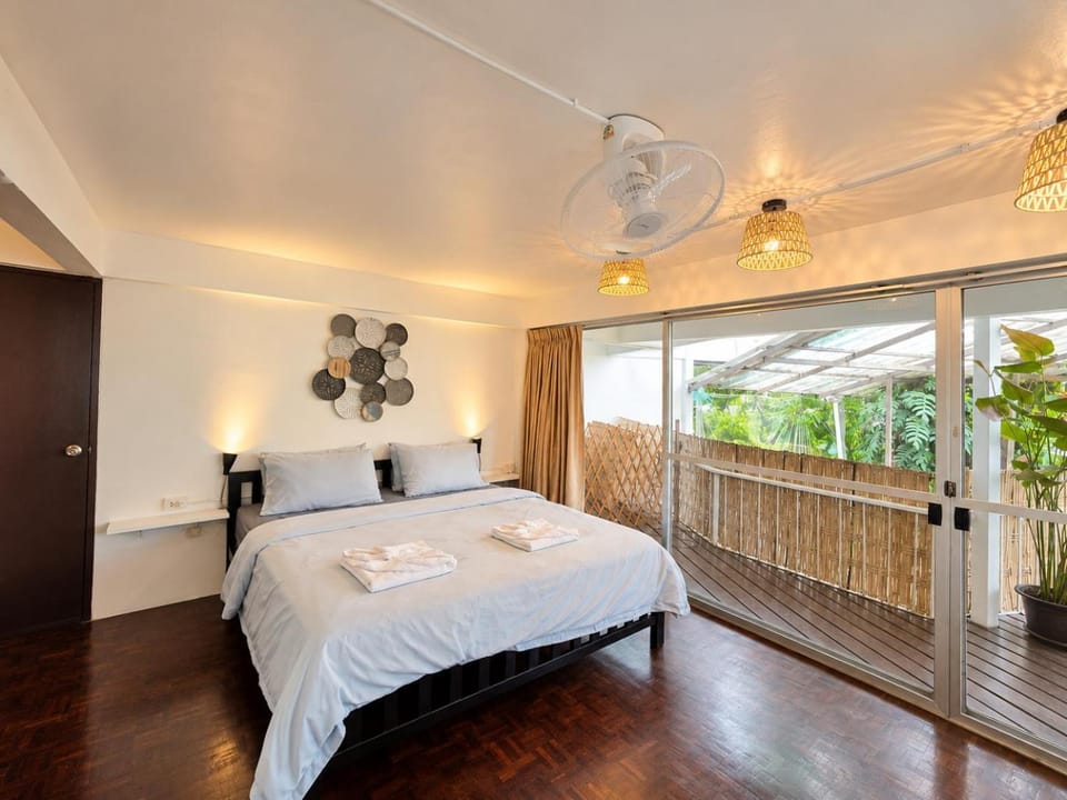 Home16 Sukhumvit16 Hostel in Bangkok
