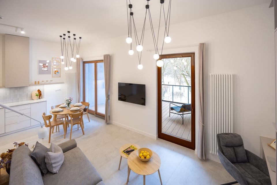 TV and multimedia, Balcony/Terrace, Kitchen or kitchenette, Living room, Seating area, Dining area