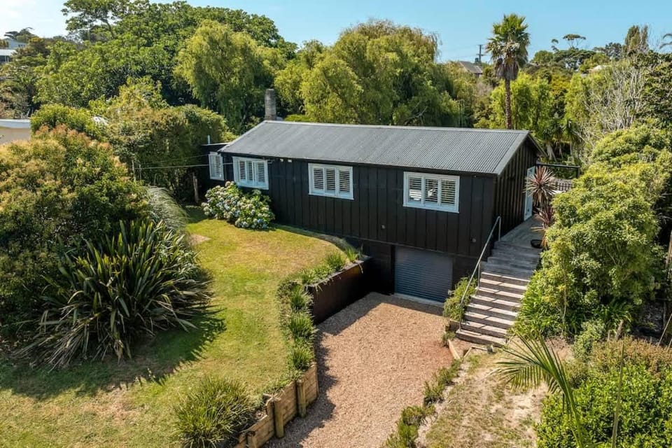 The Island Veranda House in Auckland Region