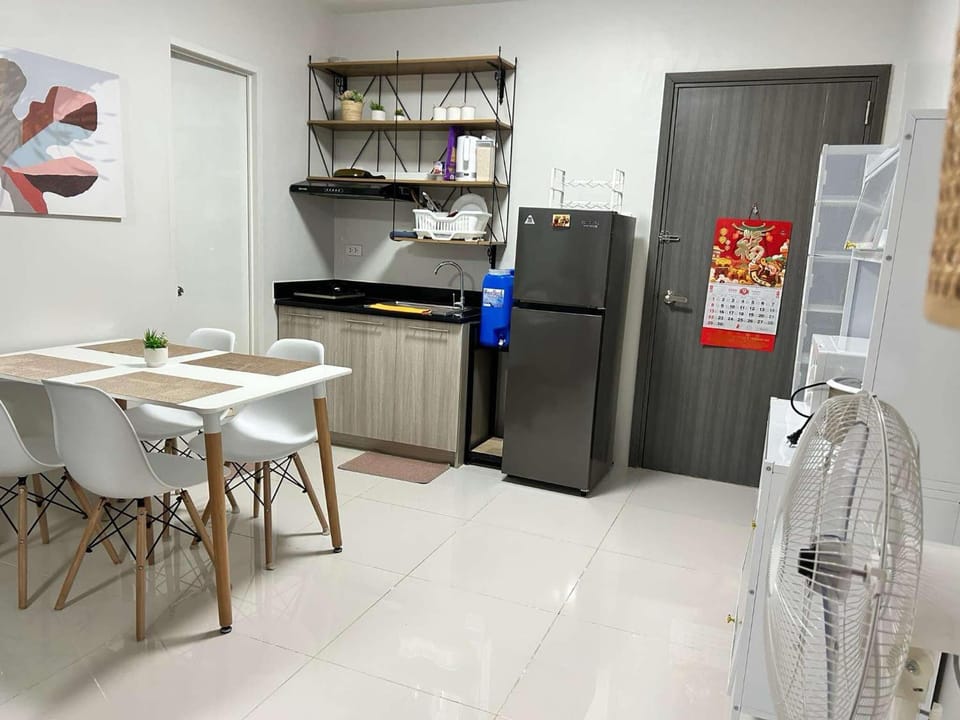 Condo Stay in Olvera Residence Bacolod Apartment in Bacolod