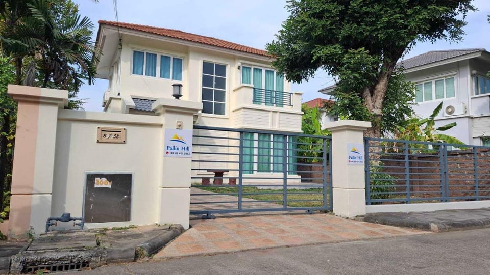 Property building, Day