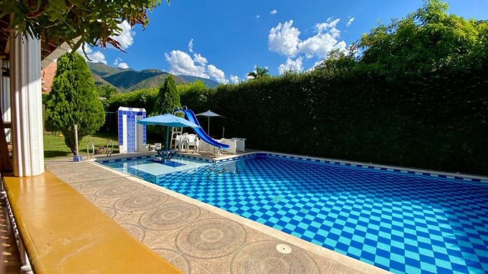 Espectacular finca , San Jerónimo Villa in San Jerónimo