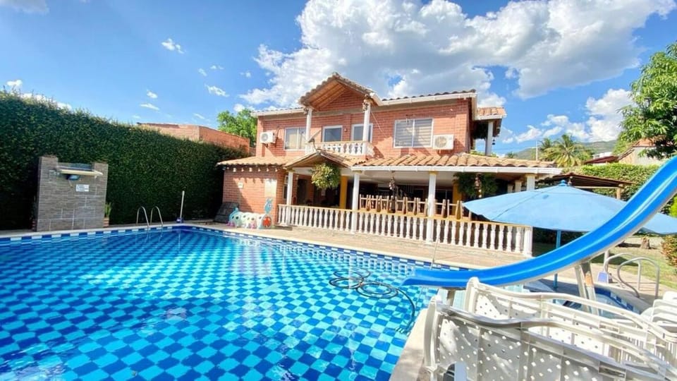 Espectacular finca , San Jerónimo Villa in San Jerónimo