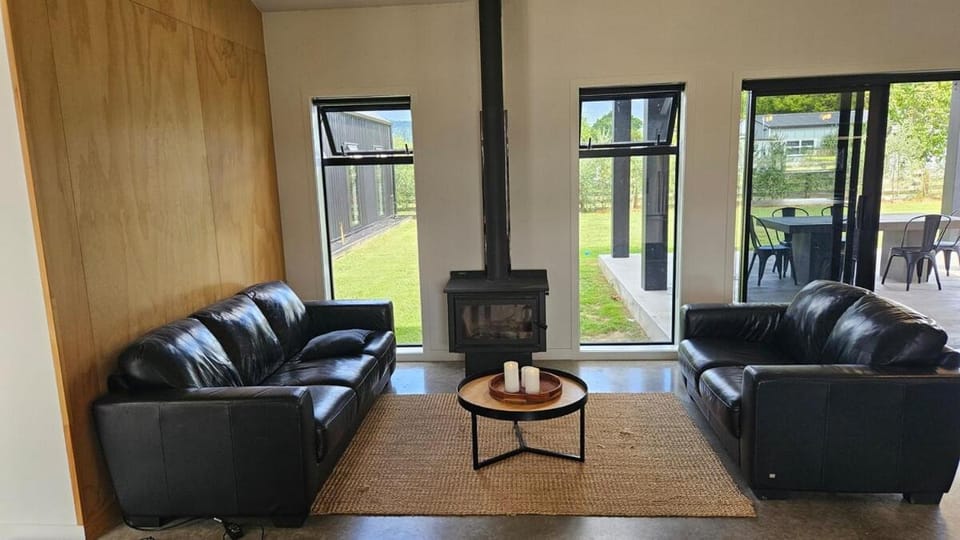 Pirongia Views House in Waikato