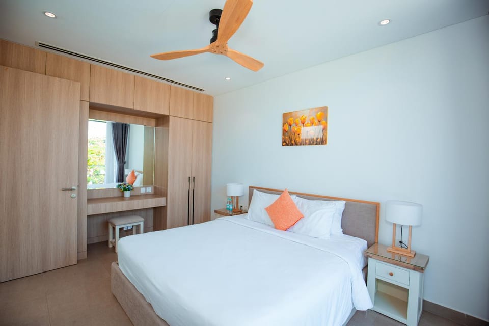 Bed, wardrobe