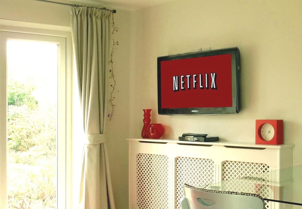 Property building, Communal lounge/ TV room, TV and multimedia