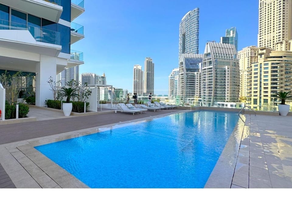 Day, City view, Pool view, Swimming pool, Swimming pool, sunbed