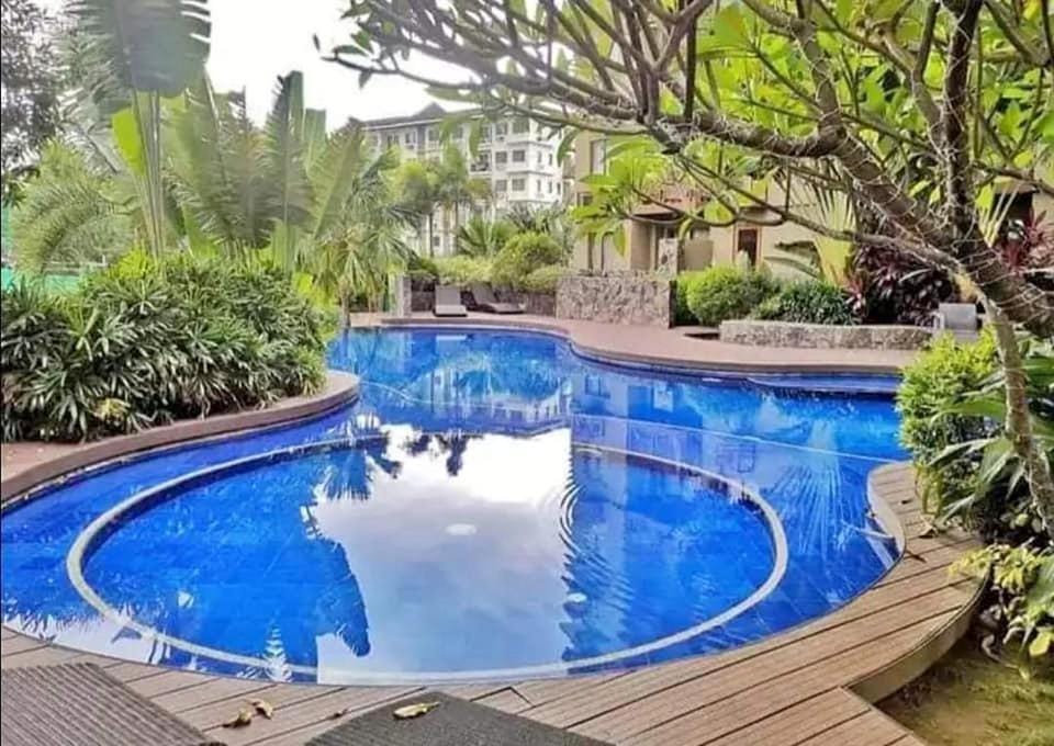 Pool view