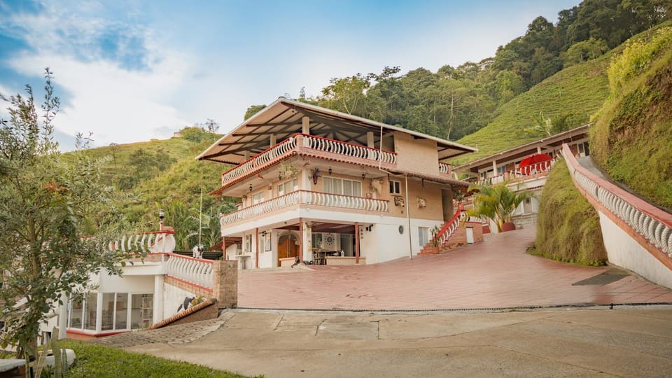 Property building, Balcony/Terrace