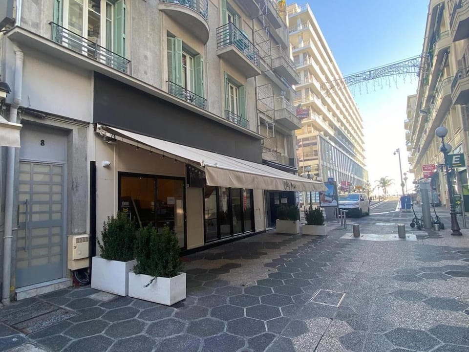 Cosy Studio Promenade Apartment in Nice