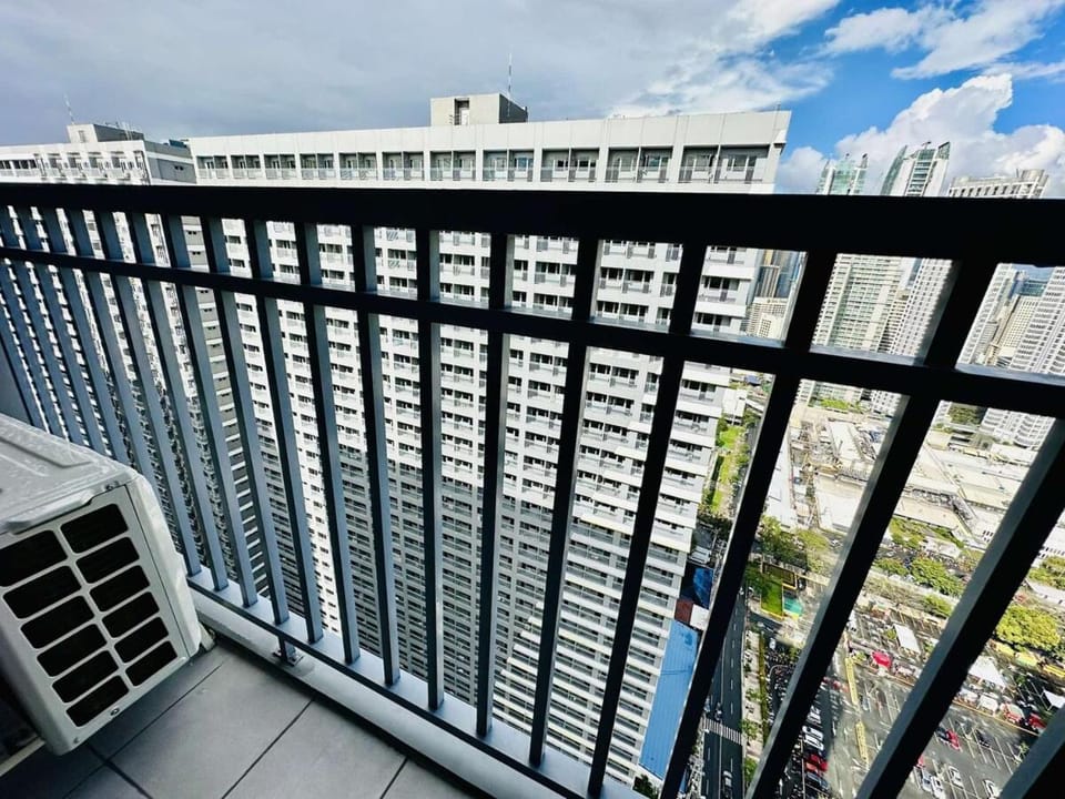 Royal Fame Residency Apartment in Mandaluyong