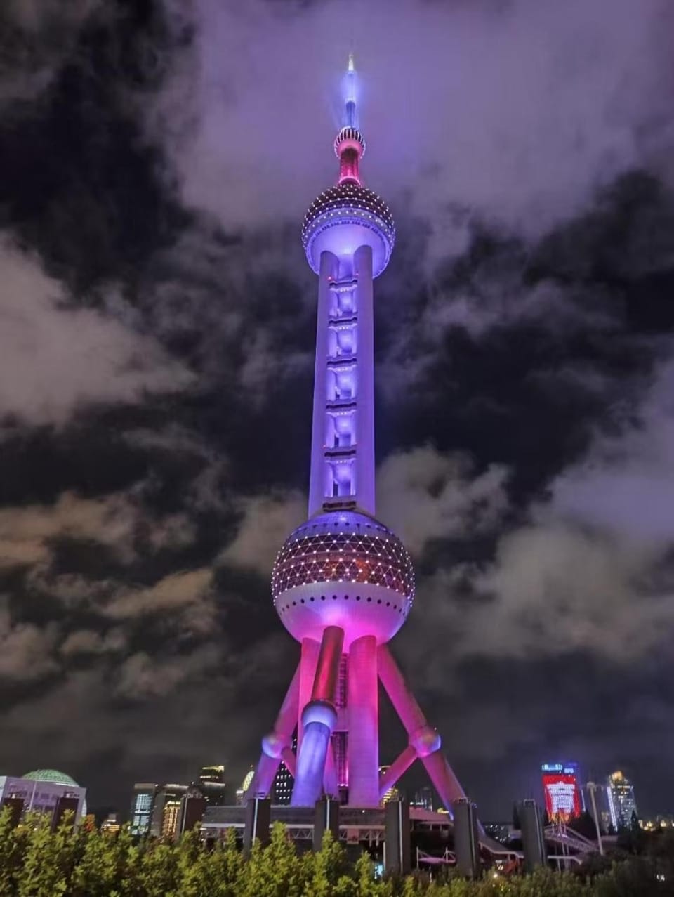 Nearby landmark, Night