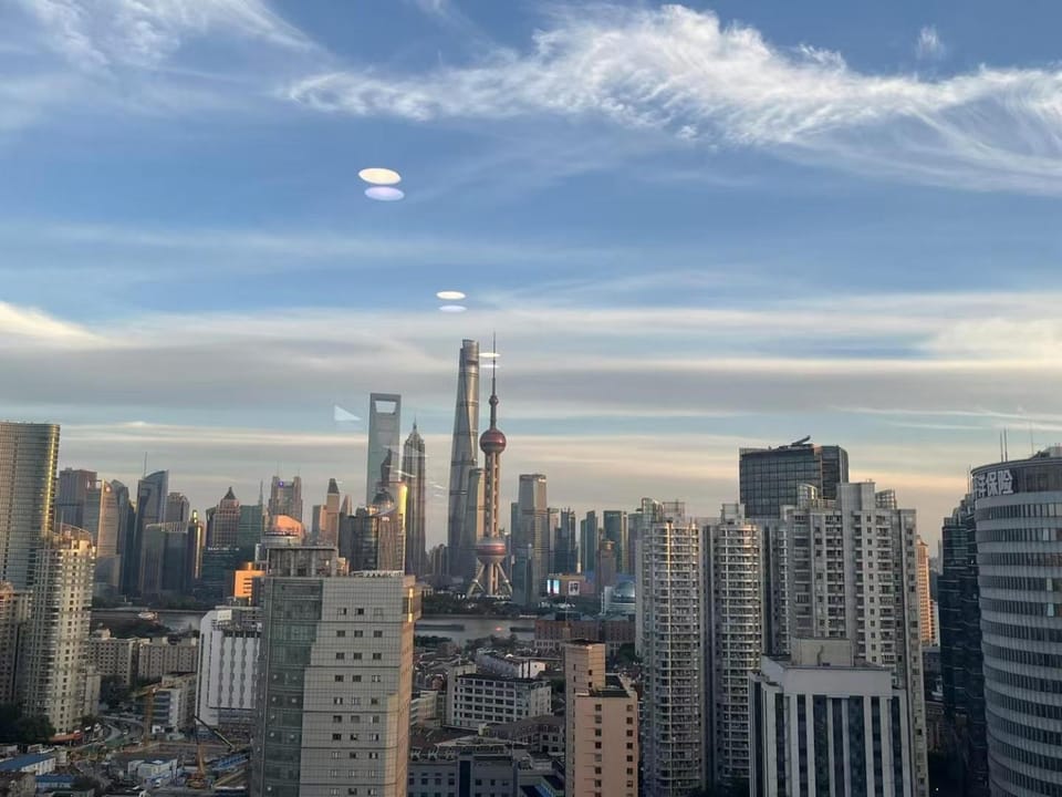 Nearby landmark, Natural landscape, City view