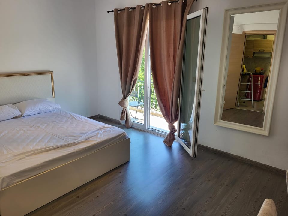 Bed, Photo of the whole room, Bedroom, wardrobe