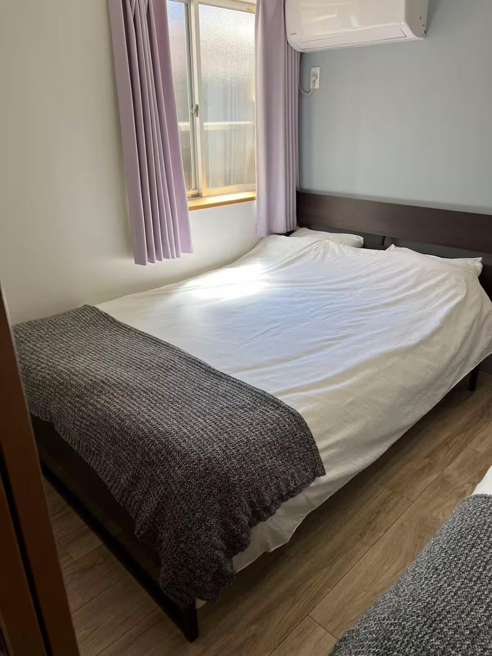 Seasons202 Apartment in Osaka