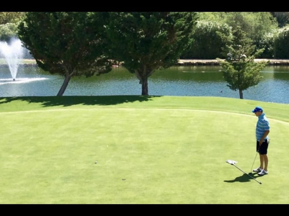 Nearby landmark, Golfcourse, Golfcourse