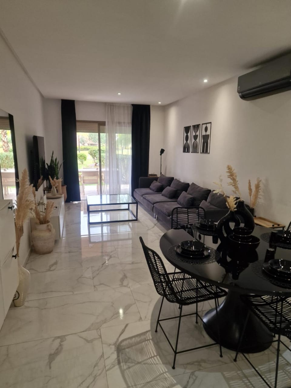Prestige Lux Garden Pool Golf Apartment in Marrakesh