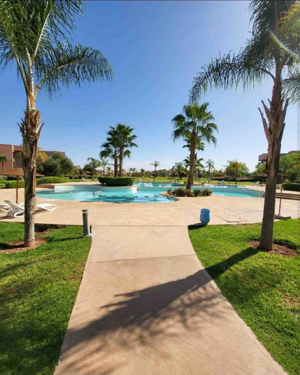 Prestige Lux Garden Pool Golf Apartment in Marrakesh