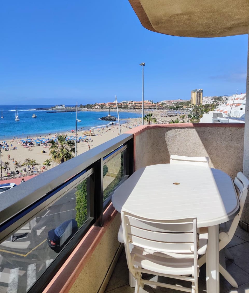 Agua Marina Playa de Las Vistas Apartment in Los Cristianos