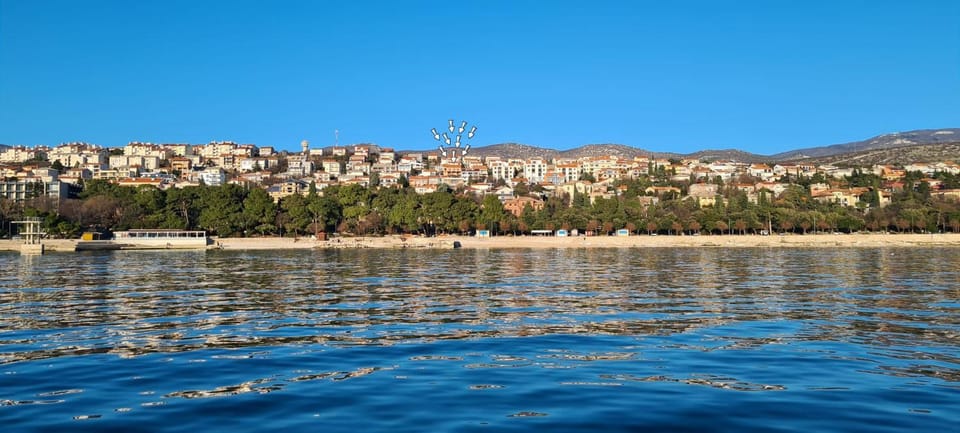 Day, City view, Sea view