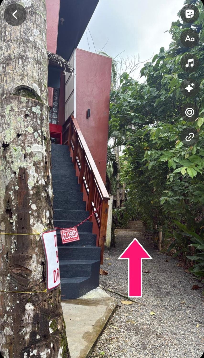 NUTMEG Cottage Siargao- Private room Bed and Breakfast in General Luna