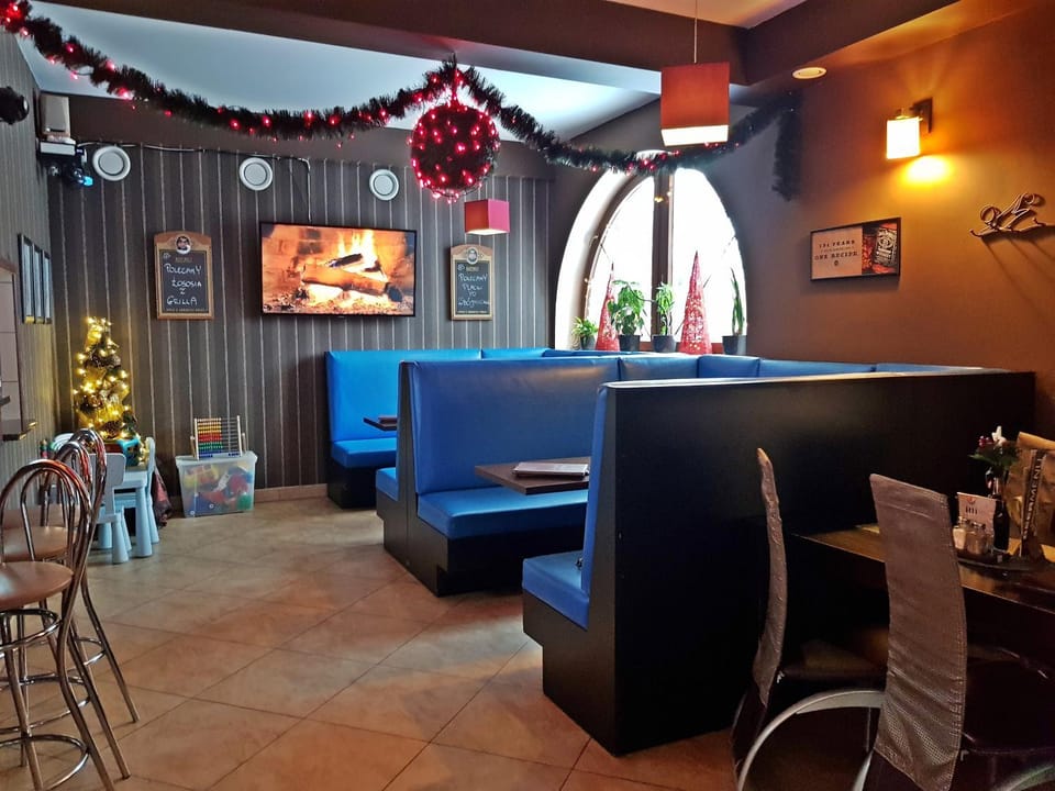 Restaurant/places to eat
