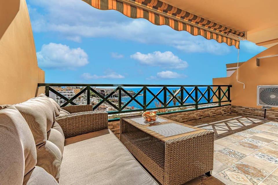 Patio, Day, View (from property/room), Balcony/Terrace, Sea view