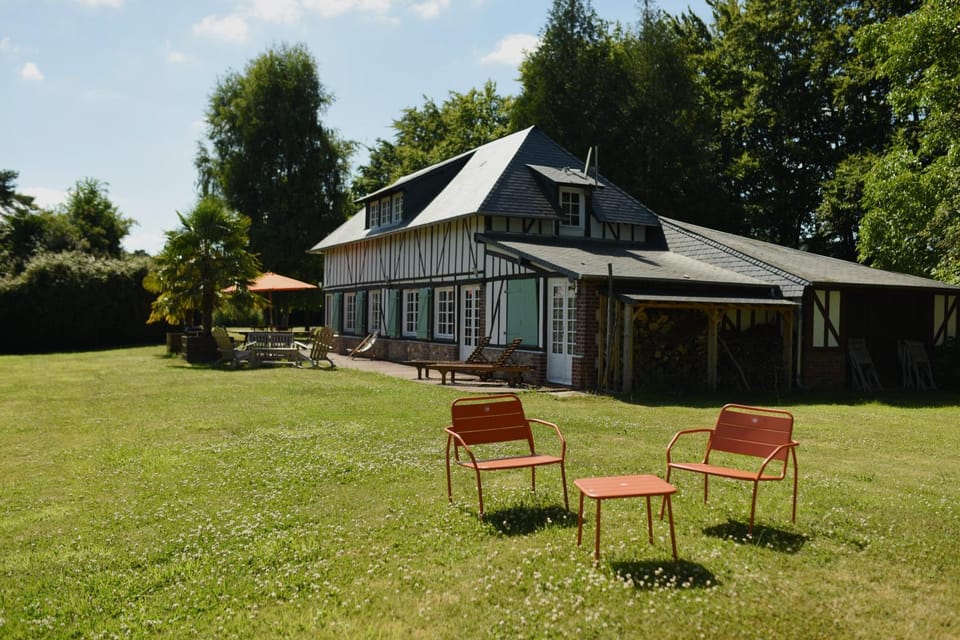 Property building, Garden view