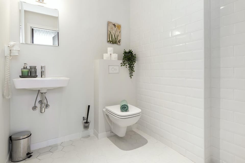 Modern Studio Next to Old Town Apartment in Tallinn