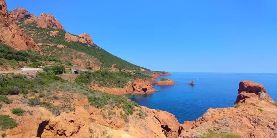 Coquet T2 rénové, proche plages et Hyères, 4 couchages Apartment in Hyères