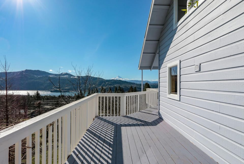 Grandview Get-A-Way House in White Salmon