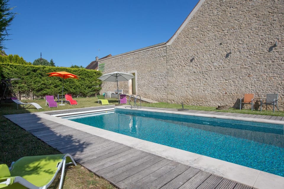 Swimming pool, Swimming pool