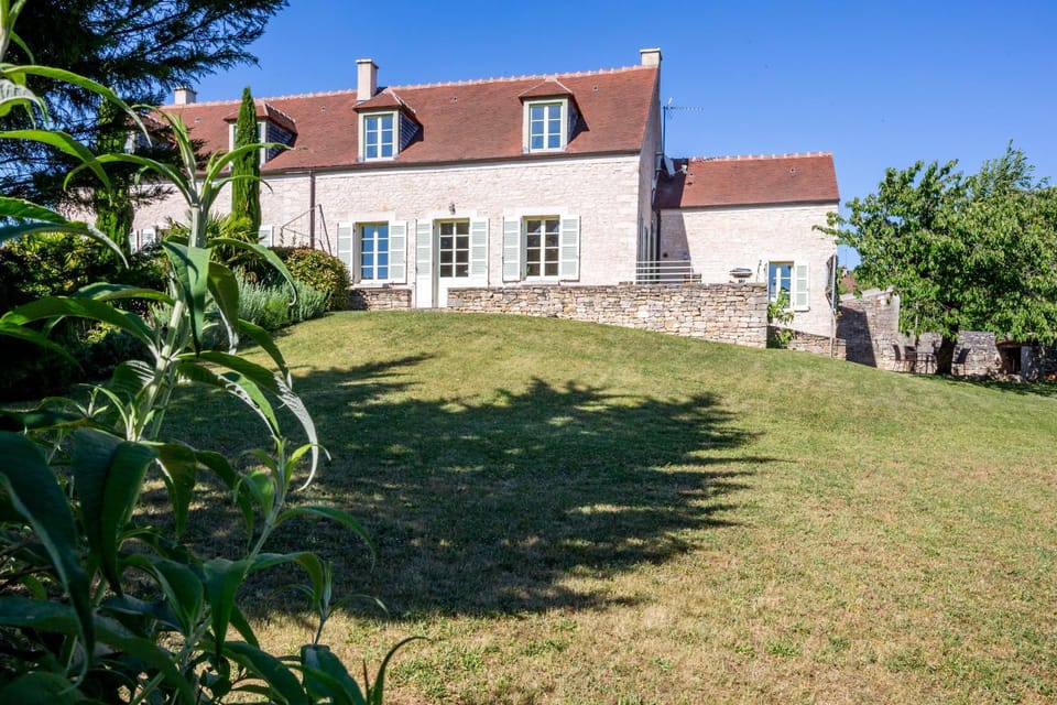Property building, Garden, Garden