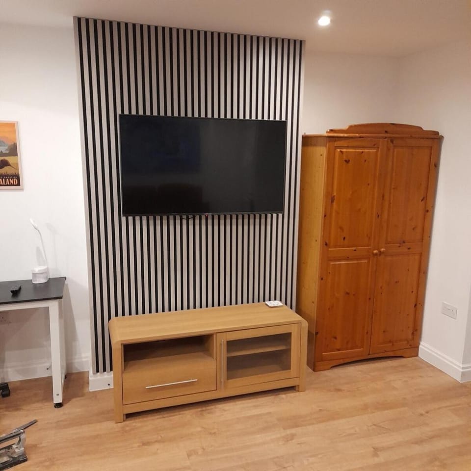Modern 1-Bed Flat in Dover Apartment in Dover