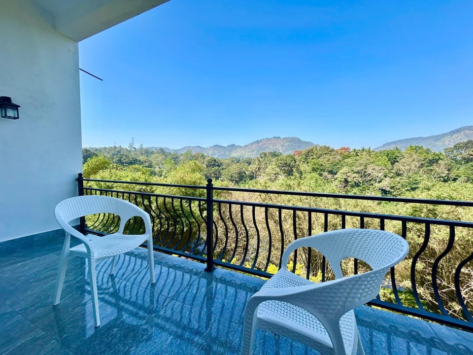 View (from property/room), Balcony/Terrace, Balcony/Terrace, Seating area