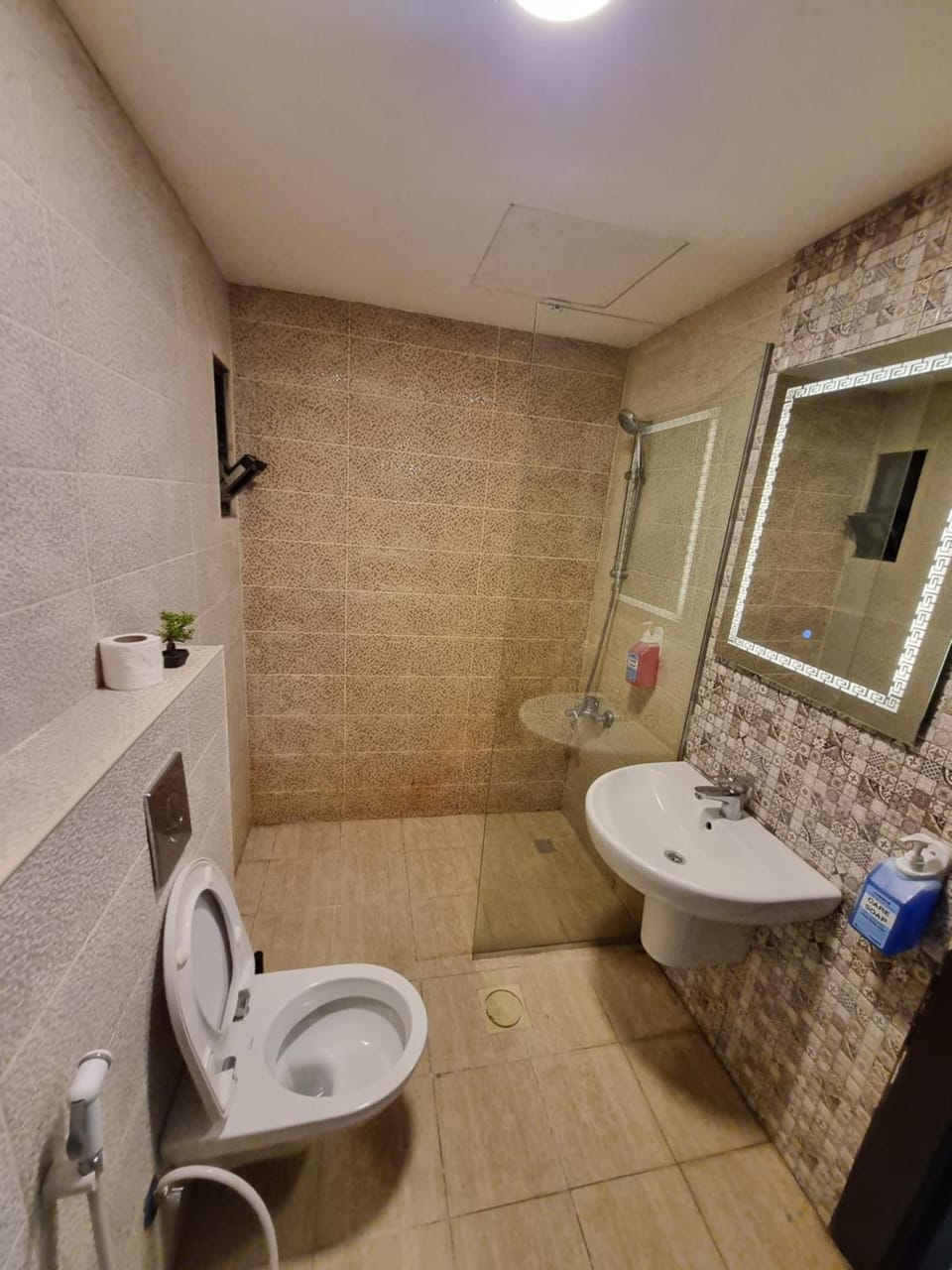 unique one bedroom at abdoun 005 Apartment in Africa