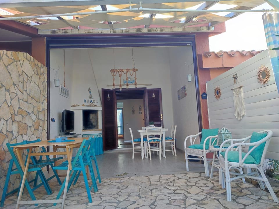 Villetta vista mare a pochi passi dalla spiaggia House in Costa Rei