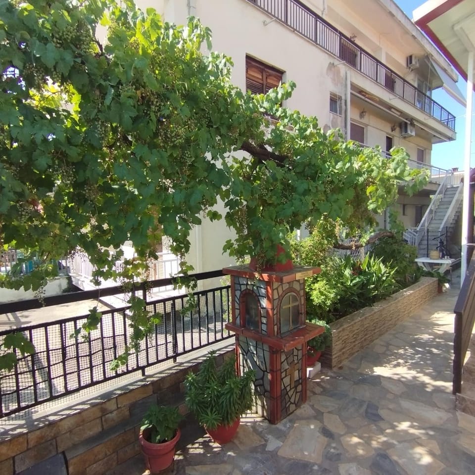 Inner courtyard view