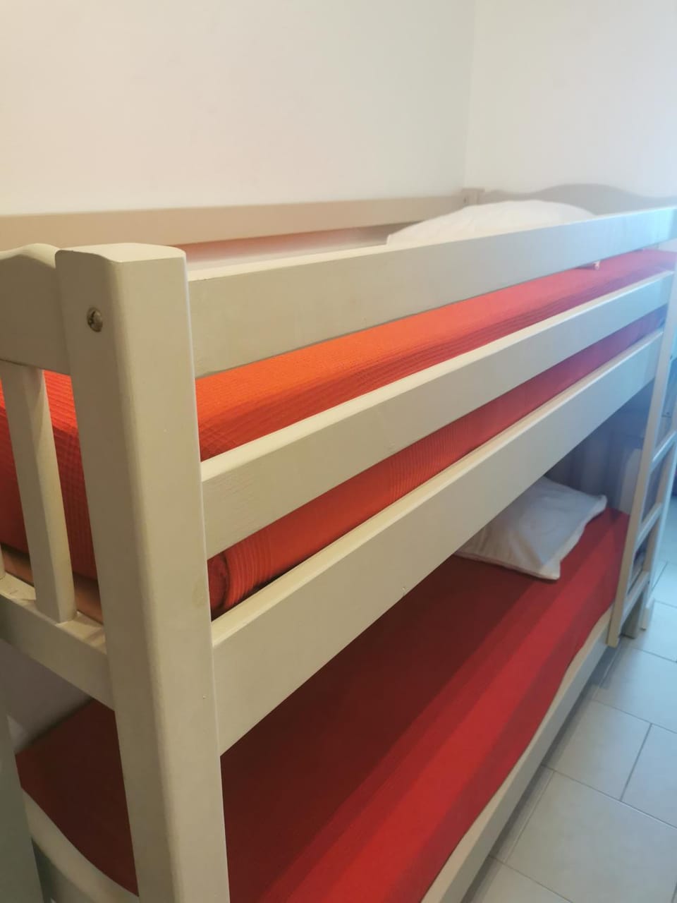 bunk bed