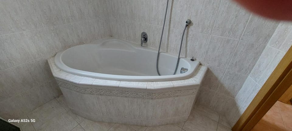 Bathroom, Bath