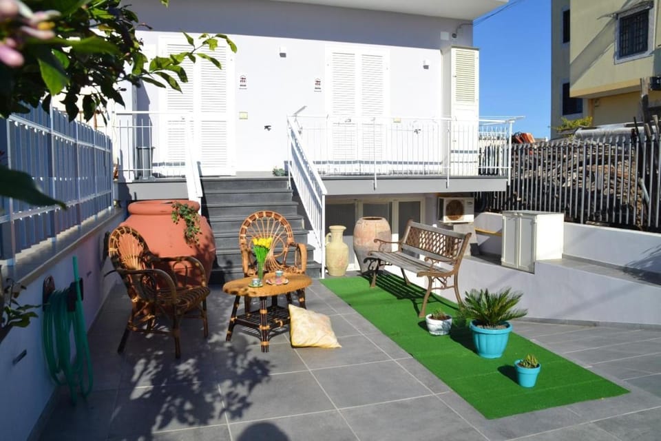 Property building, Balcony/Terrace