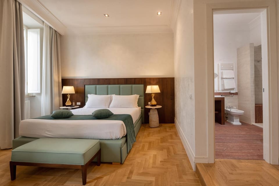 Bed, Photo of the whole room