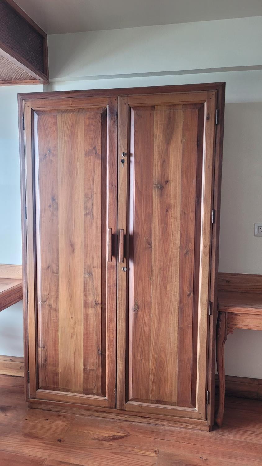 wardrobe