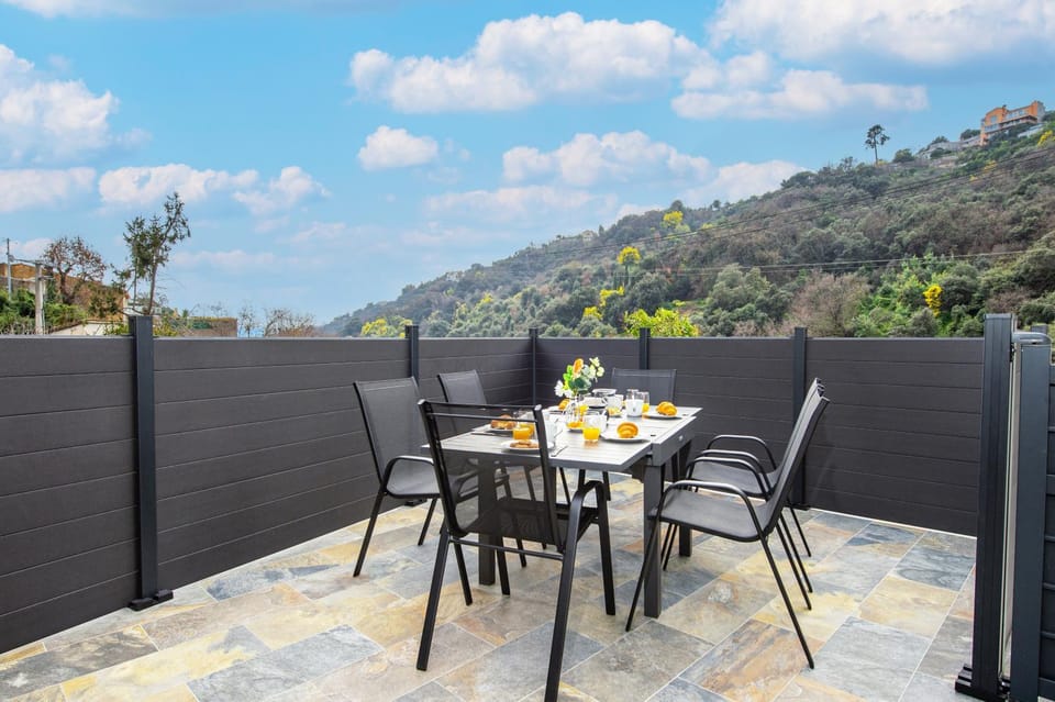 Patio, View (from property/room), Balcony/Terrace, Dining area