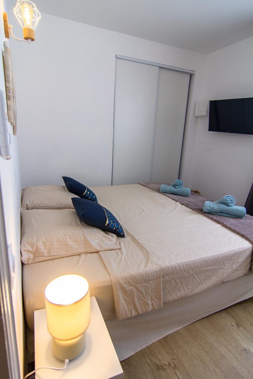 Maison de village climatisée Entre Béziers et Narbonne jusqu'à 5 pers Villa in Narbonne
