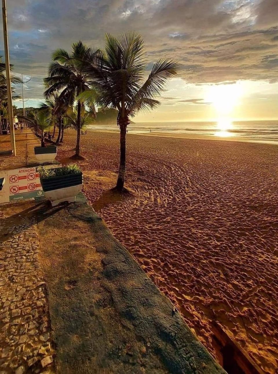 Guarujá Apartamento Praia Paradisiaca Apartment in State of São Paulo