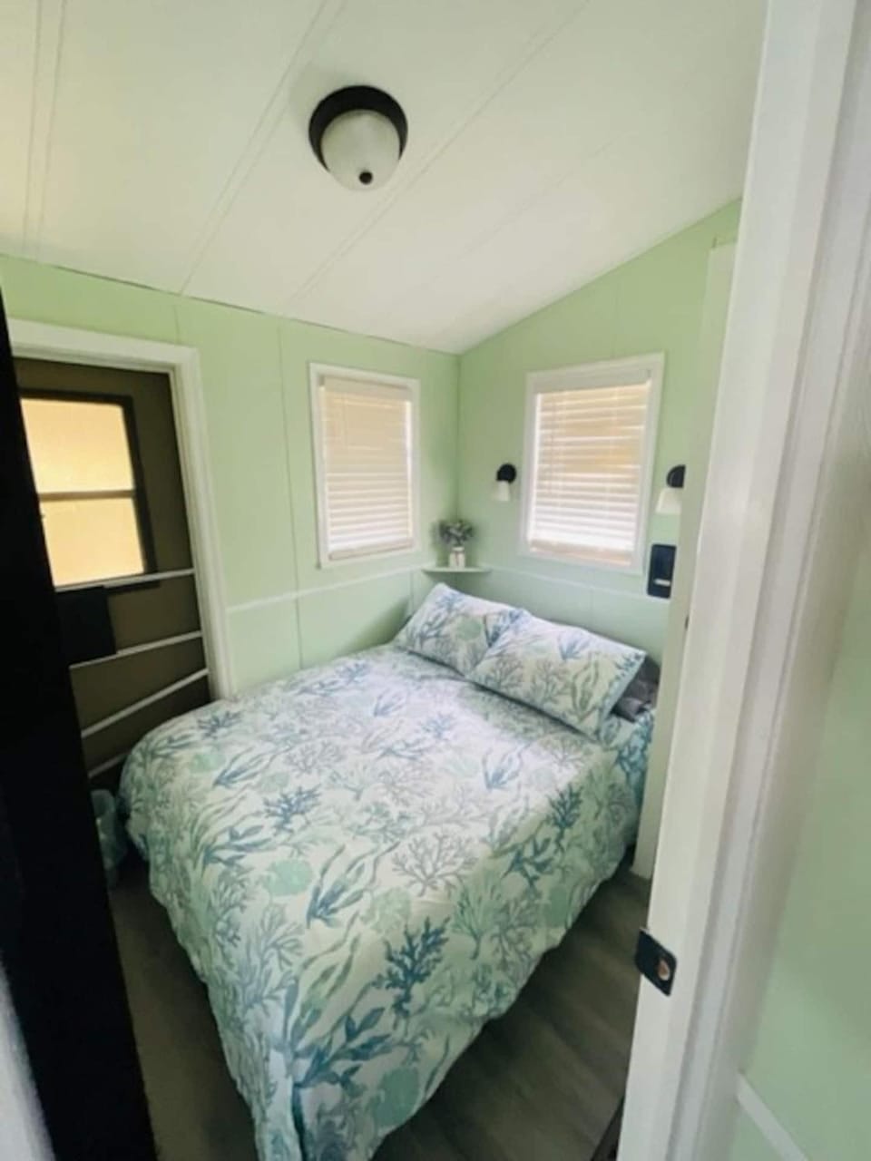 Chic 2BR Home in Jacksonville Campground/ 
RV Resort in Onslow County