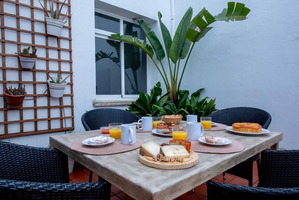 Balcony/Terrace, Dining area