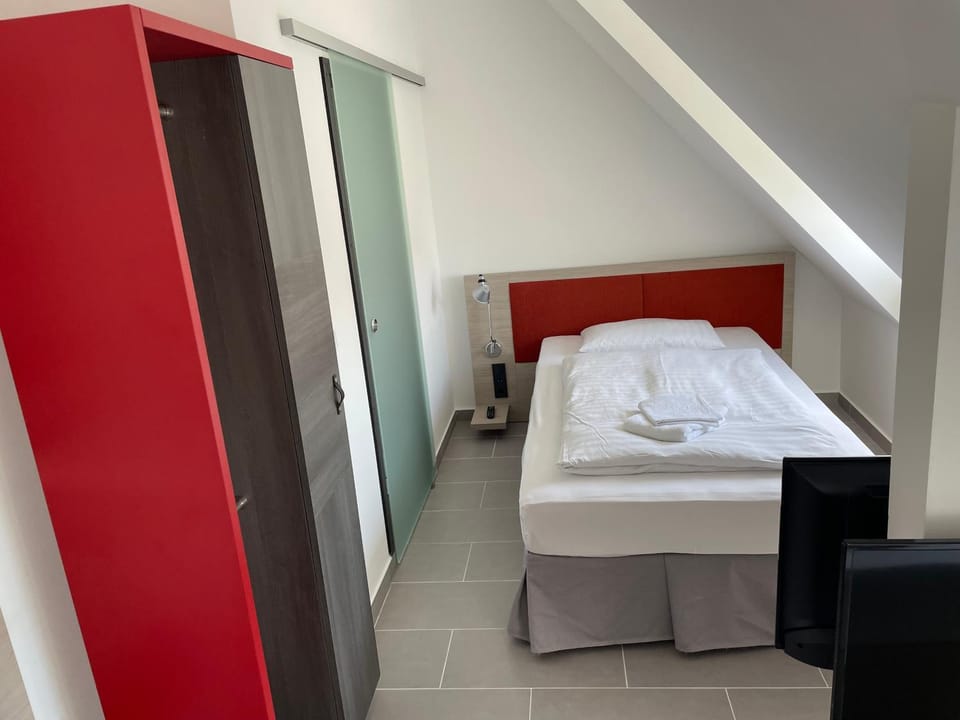 Pension Wob Bed and Breakfast in Wolfsburg
